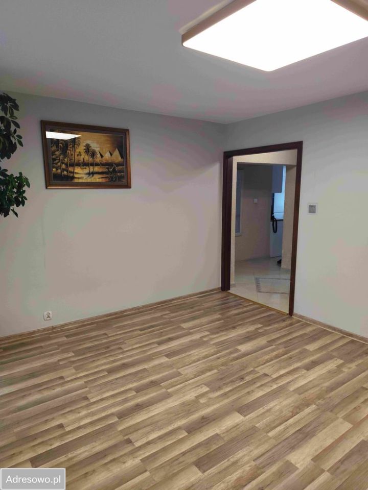 Mieszkanie 3-pokojowe Guzów, ul. Henryka Sienkiewicza