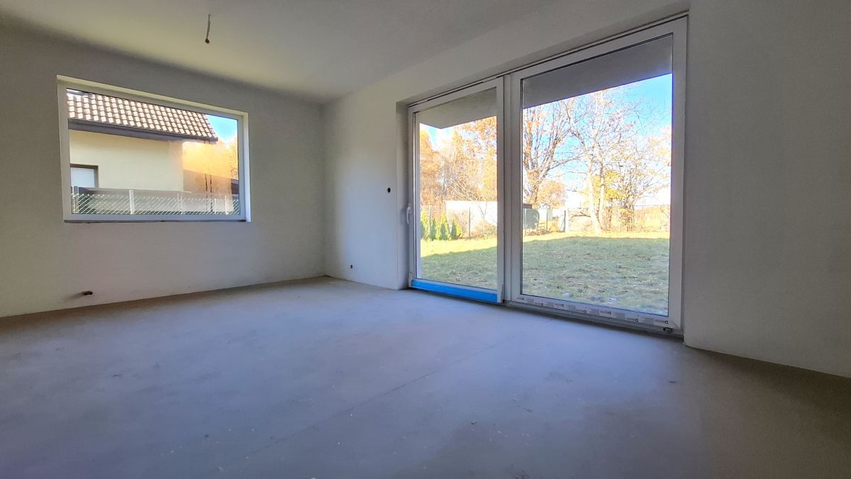 bliźniak, 4 pokoje Śledziejowice. Zdjęcie 16