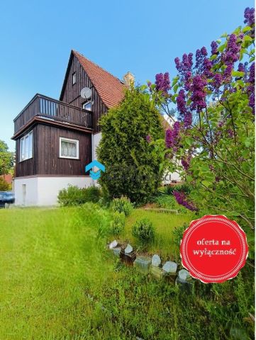 dom wolnostojący, 4 pokoje Jelenia Góra. Zdjęcie 1