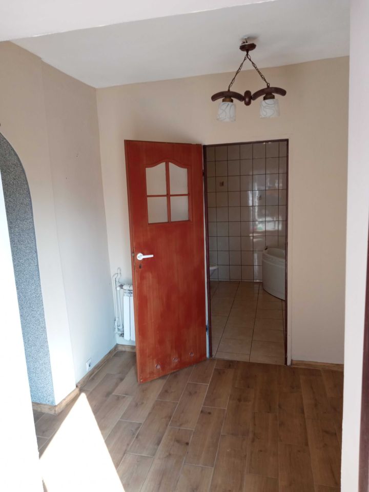 Mieszkanie 3-pokojowe Zawada. Zdjęcie 3