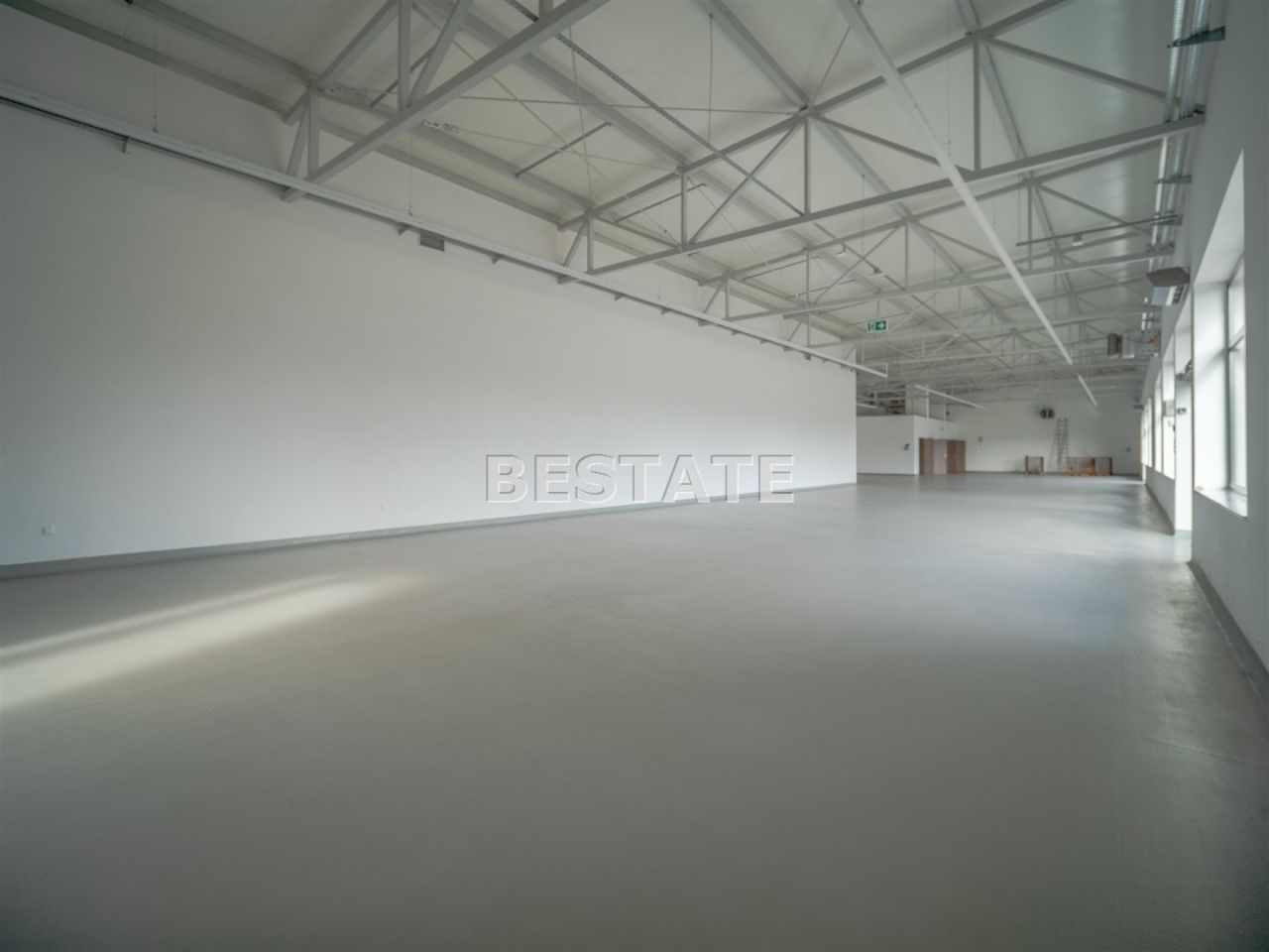 Hala/magazyn Radomyśl Wielki, ul. Piłsudskiego. Zdjęcie 4