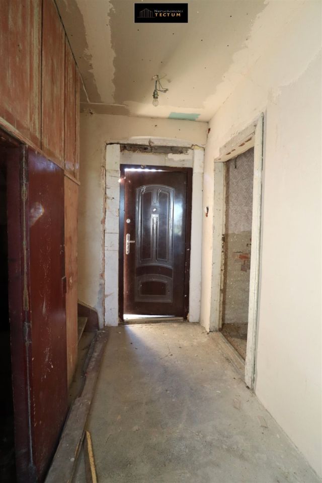 dom wolnostojący, 2 pokoje Komasin. Zdjęcie 7