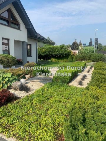 dom wolnostojący, 6 pokoi Bilcza. Zdjęcie 1