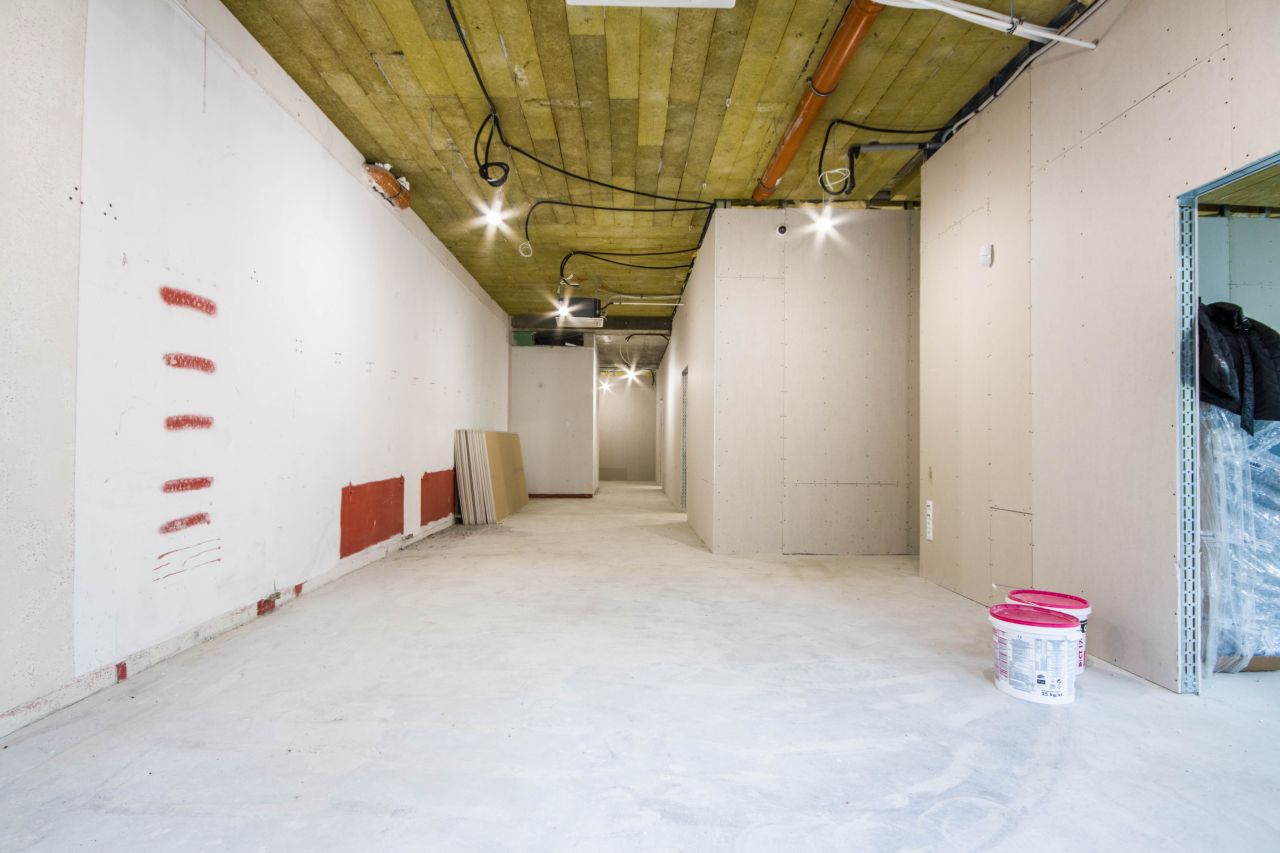 Lokal Piaseczno Centrum, ul. Karola Kniaziewicza. Zdjęcie 3