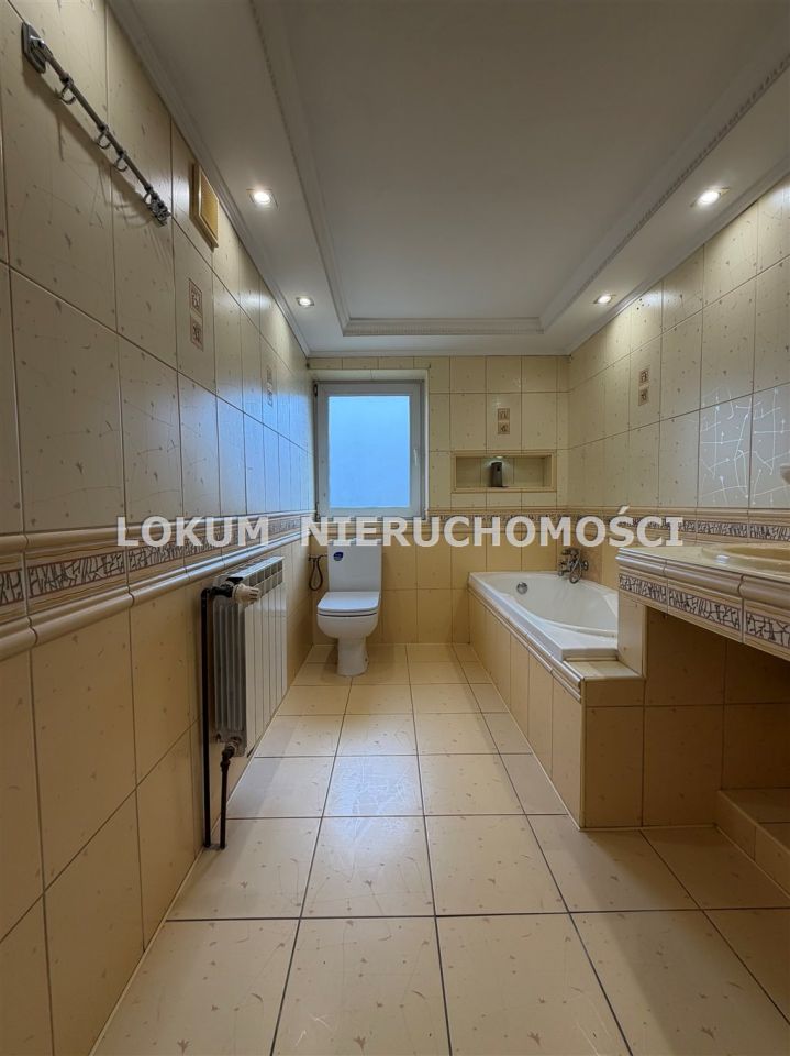 dom wolnostojący, 5 pokoi Bąków, ul. Jasna. Zdjęcie 22