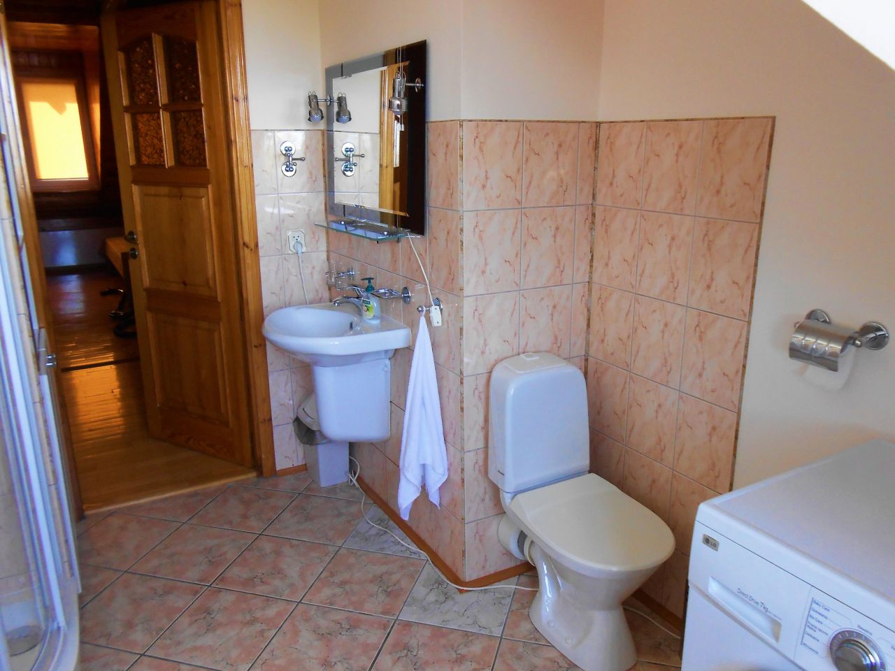 dom wolnostojący, 9 pokoi Brodnica Grunwald Pierwszy, ul. Batalionów Chłopskich. Zdjęcie 6