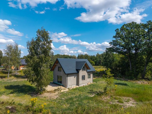 dom wolnostojący, 5 pokoi Wężyk. Zdjęcie 2