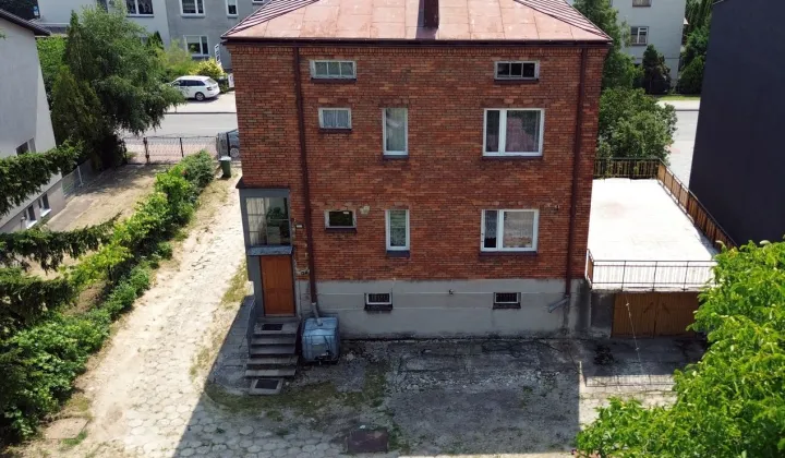 dom wolnostojący, 5 pokoi Busko-Zdrój, ul. Partyzantów
