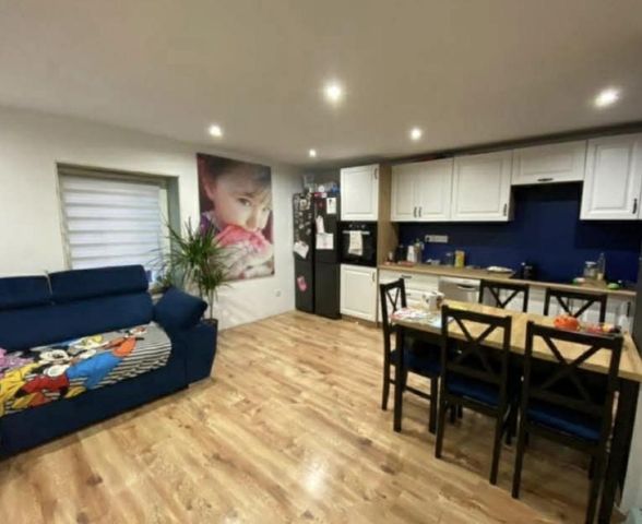 Mieszkanie 3-pokojowe Lądek-Zdrój, ul. Zdrojowa. Zdjęcie 1