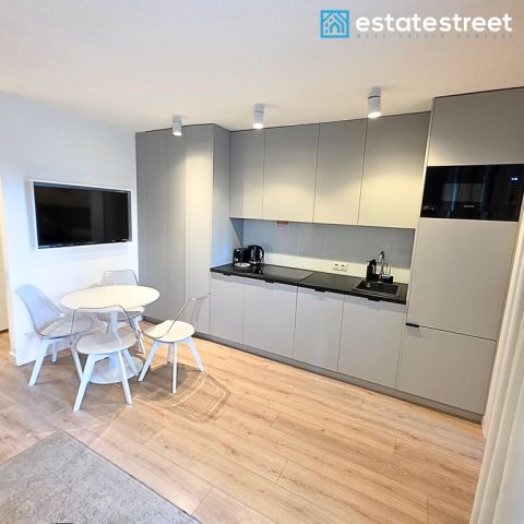 Mieszkanie 3-pokojowe Warszawa, ul. Emilii Plater. Zdjęcie 4