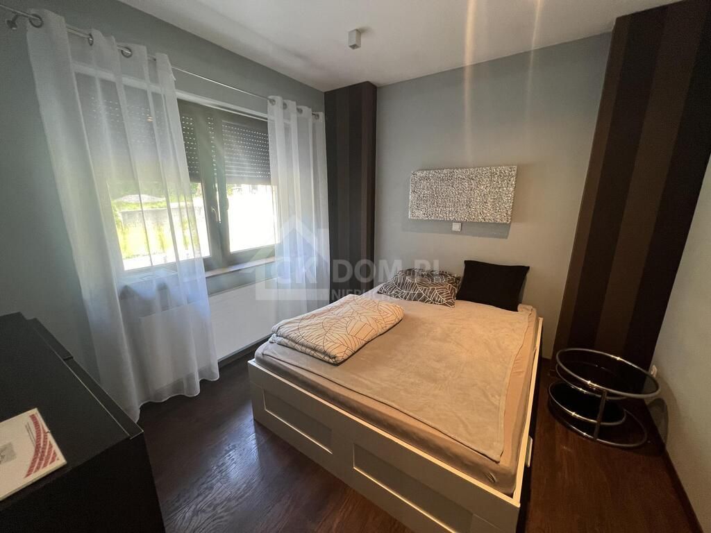 dom wolnostojący, 4 pokoje Kielce Zalesie. Zdjęcie 5