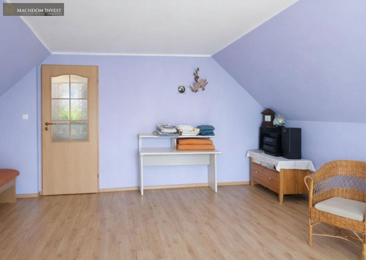 dom wolnostojący, 7 pokoi Półwieś. Zdjęcie 13