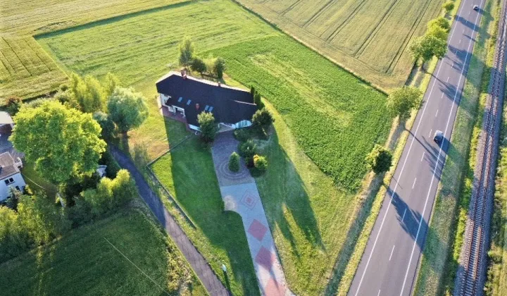dom wolnostojący Grzywna