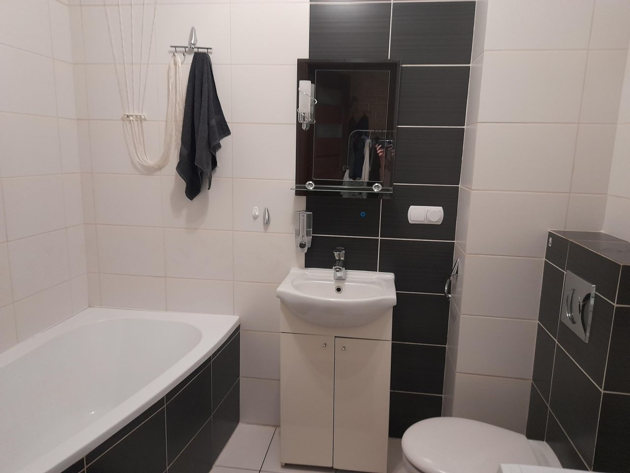 Mieszkanie 3-pokojowe Żuromin, Zielona. Zdjęcie 8