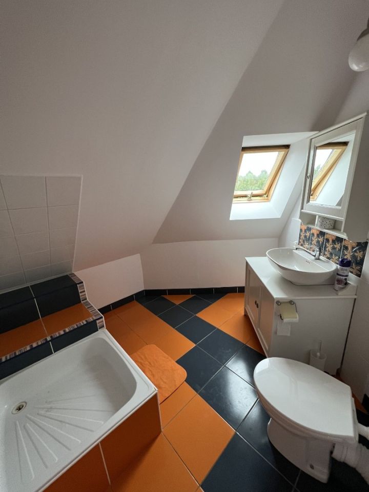 dom wolnostojący, 6 pokoi Odoje. Zdjęcie 13