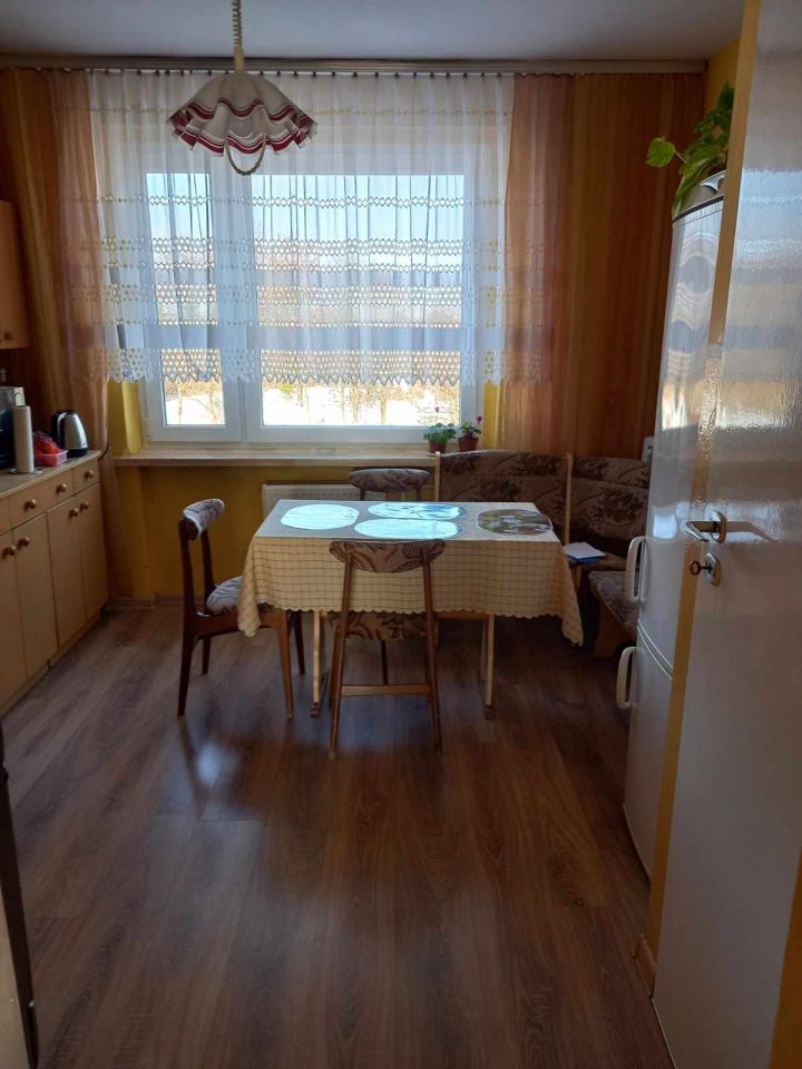 Mieszkanie 3-pokojowe Świniary Wielkie. Zdjęcie 4