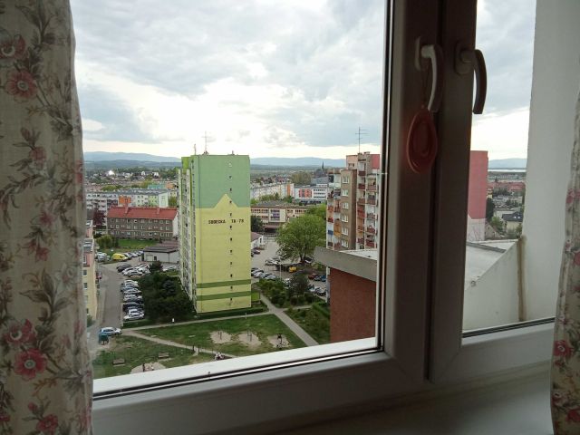 Mieszkanie 3-pokojowe Nysa, ul. Marszałka Józefa Piłsudskiego. Zdjęcie 1