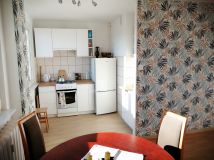 Mieszkanie 2-pokojowe Jelenia Góra Zabobrze, ul. Oskara Kolberga. Zdjęcie 2