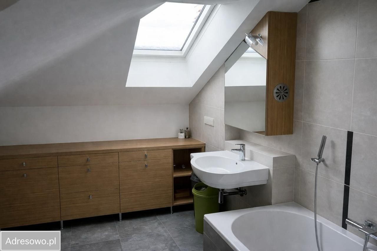 bliźniak, 7 pokoi Warszawa Falenica, ul. Liliowa. Zdjęcie 11