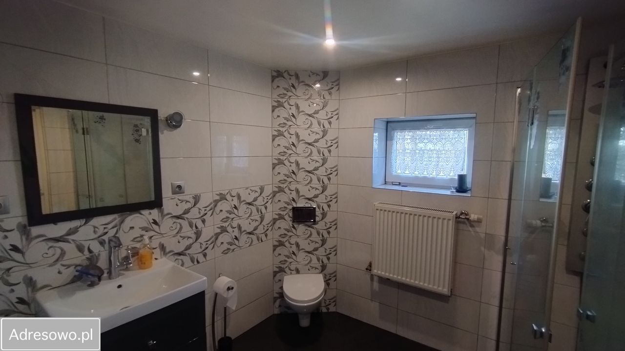 dom wolnostojący, 6 pokoi Wykroty. Zdjęcie 7