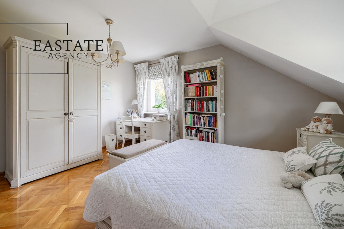 dom wolnostojący, 9 pokoi Wołomin. Zdjęcie 8