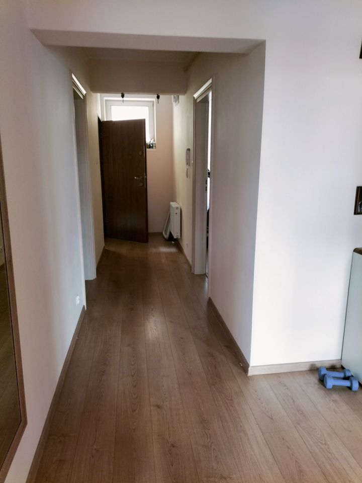 Mieszkanie 3-pokojowe Radków, rynek Rynek. Zdjęcie 3