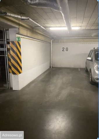 Garaż/miejsce parkingowe Warszawa Bemowo, ul. Wrocławska. Zdjęcie 1