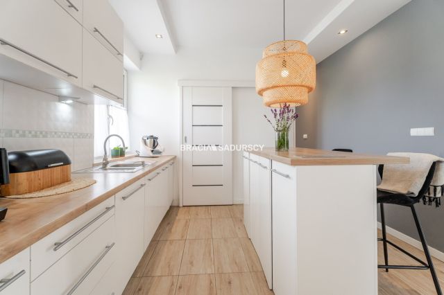 dom wolnostojący, 6 pokoi Węgrzce. Zdjęcie 10