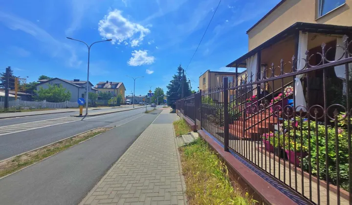 dom wolnostojący, 5 pokoi Płock, ul. Spółdzielcza