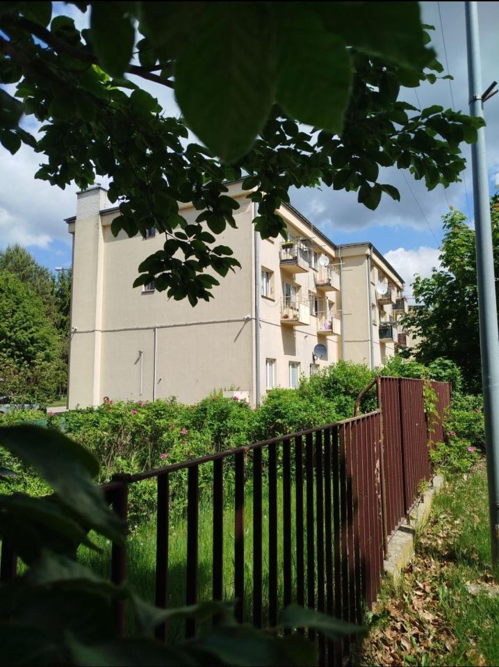 Mieszkanie 3-pokojowe Jachranka. Zdjęcie 1
