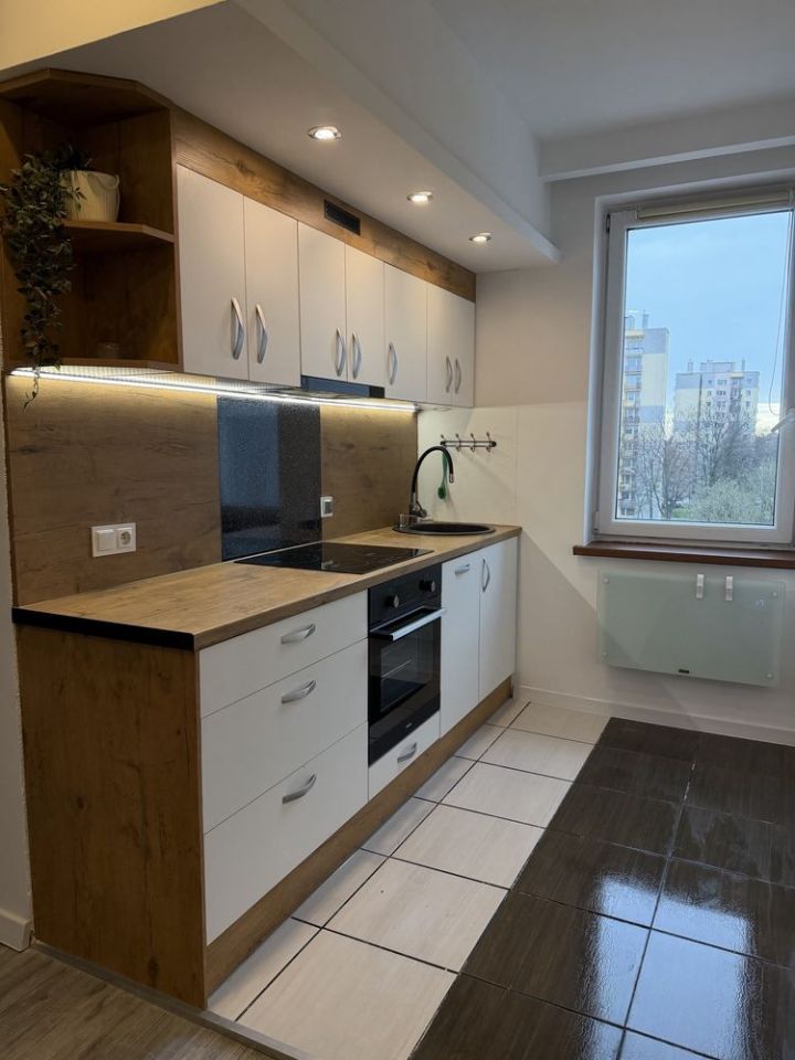 Mieszkanie 1-pokojowe Chorzów, ul. ks. Jana Gałeczki. Zdjęcie 2