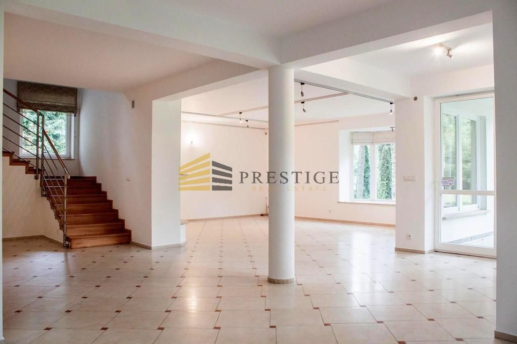 dom wolnostojący, 6 pokoi Konstancin-Jeziorna, ul. Pańska. Zdjęcie 3