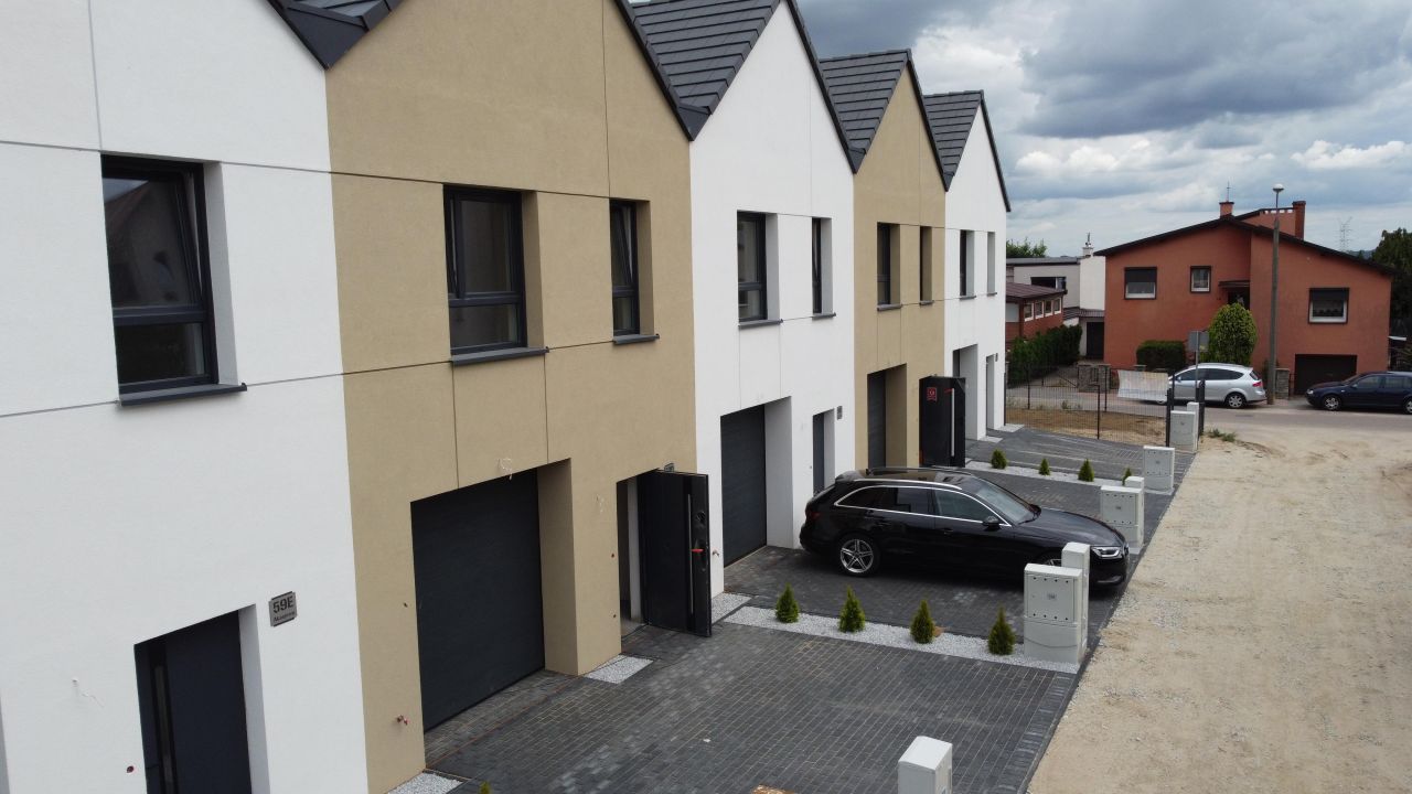 bliźniak, 4 pokoje Chodzież, ul. Akacjowa. Zdjęcie 23