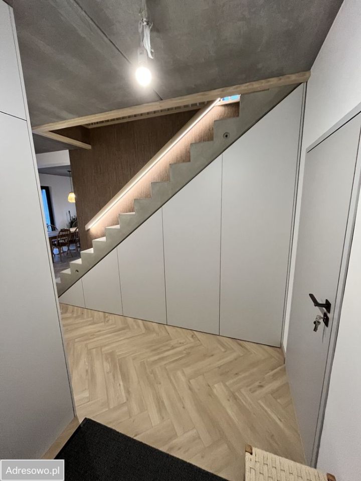 dom wolnostojący, 5 pokoi Oleśniczka. Zdjęcie 14