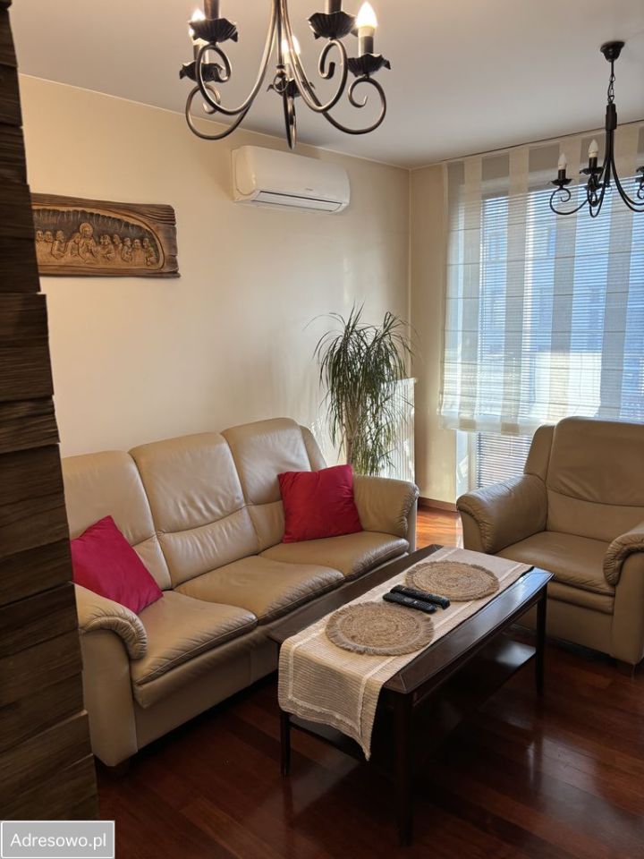 Mieszkanie 3-pokojowe Warszawa Targówek, ul. św. Wincentego. Zdjęcie 1