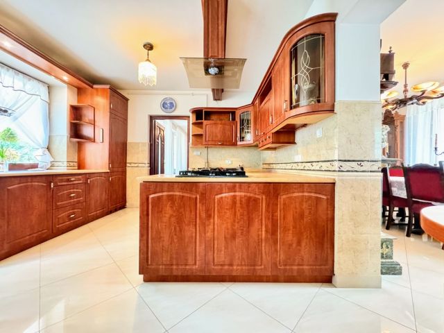 dom wolnostojący, 5 pokoi Dąbrówki. Zdjęcie 13