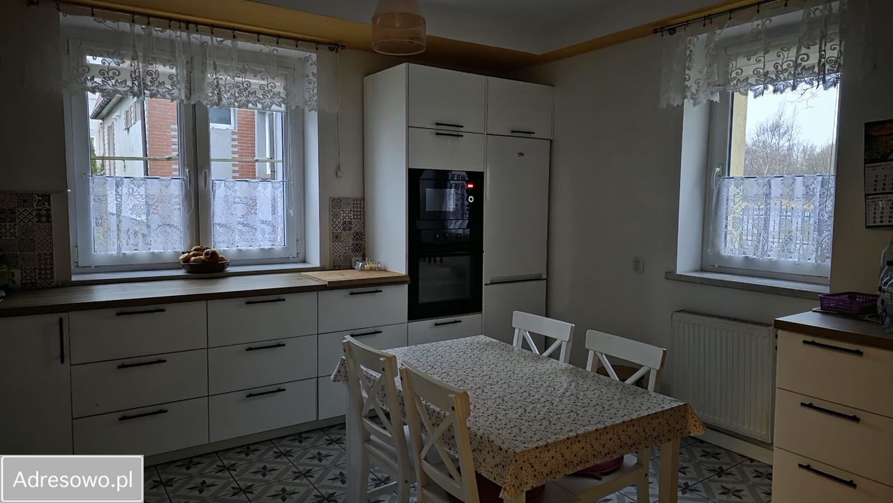 dom wolnostojący, 7 pokoi Kołobrzeg, ul. 6 Dywizji Piechoty. Zdjęcie 4