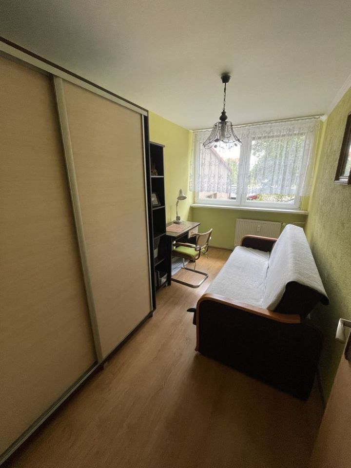 Mieszkanie 3-pokojowe Legnica, ul. Neptuna. Zdjęcie 3