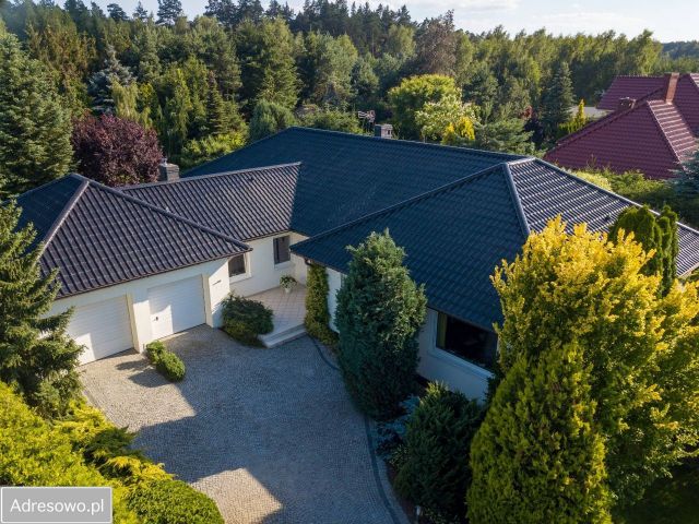 dom wolnostojący, 5 pokoi Chwalęcice. Zdjęcie 1