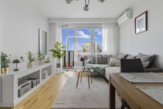 Mieszkanie 3-pokojowe Warszawa Mokotów, al. Wilanowska. Zdjęcie 1