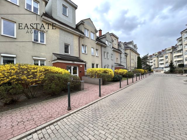 Mieszkanie 4-pokojowe Warszawa Praga, ul. kard. Aleksandra Kakowskiego. Zdjęcie 15