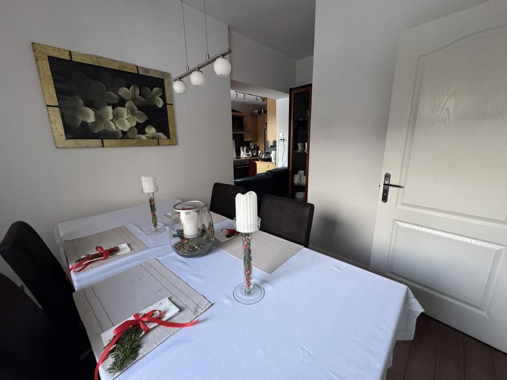 dom szeregowy, 3 pokoje Kłodzko, ul. Wolności. Zdjęcie 3