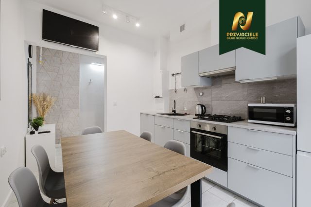 Mieszkanie 3-pokojowe Sopot, ul. Bohaterów Monte Cassino. Zdjęcie 2