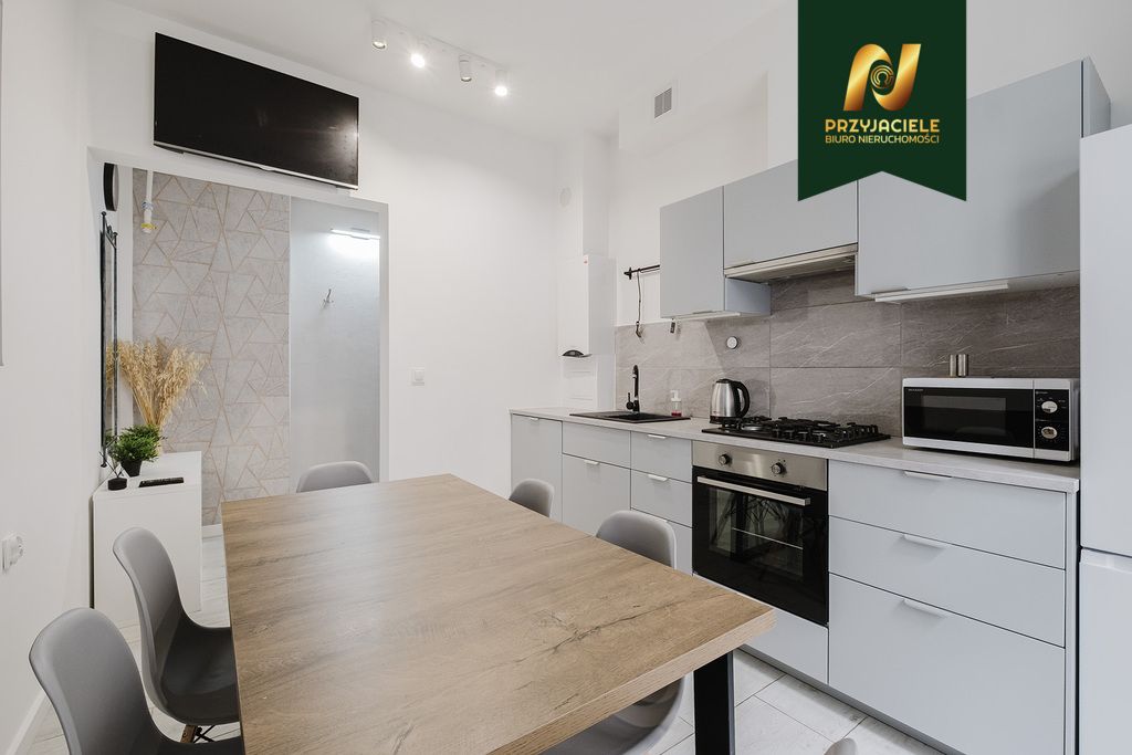 Mieszkanie 3-pokojowe Sopot, ul. Bohaterów Monte Cassino. Zdjęcie 2