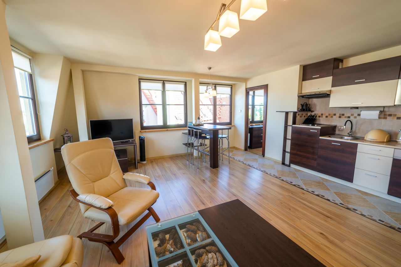 Mieszkanie 2-pokojowe Mikołajki, pl. Wolności. Zdjęcie 8