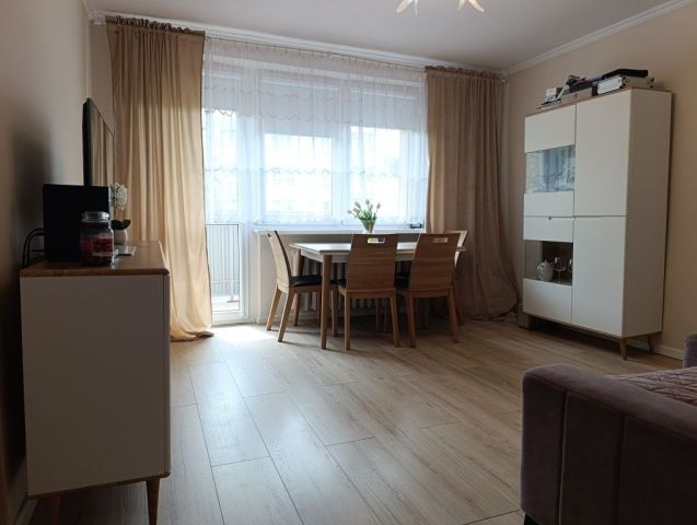 Mieszkanie 2-pokojowe Bytom Stroszek. Zdjęcie 1