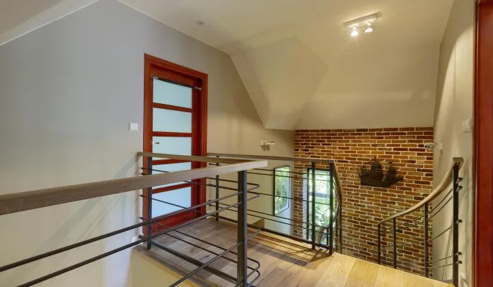 dom wolnostojący, 6 pokoi Grodzisk Mazowiecki