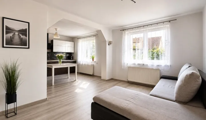 dom wolnostojący, 4 pokoje Kajkowo, ul. Jeziorna