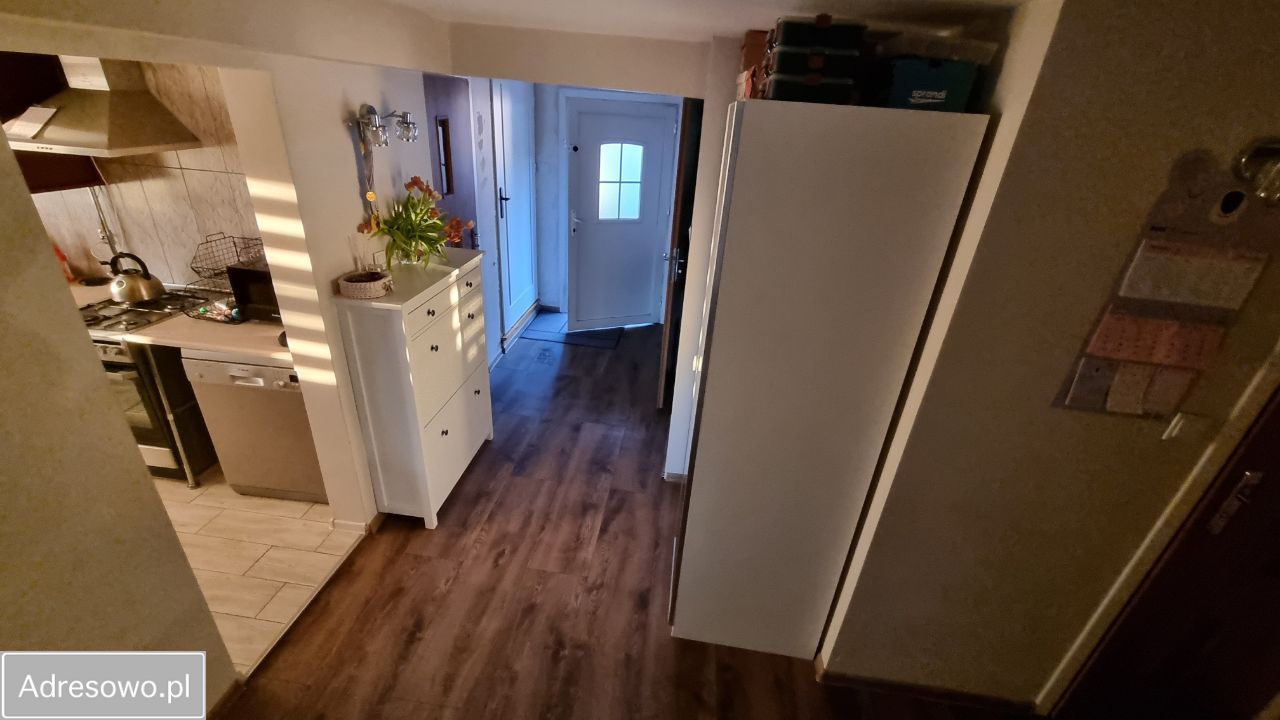 dom wolnostojący, 5 pokoi Kalinowiec. Zdjęcie 10