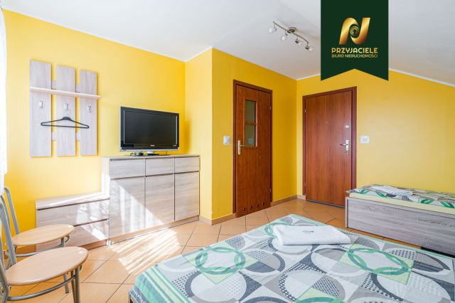 dom wolnostojący, 8 pokoi Gdynia. Zdjęcie 18